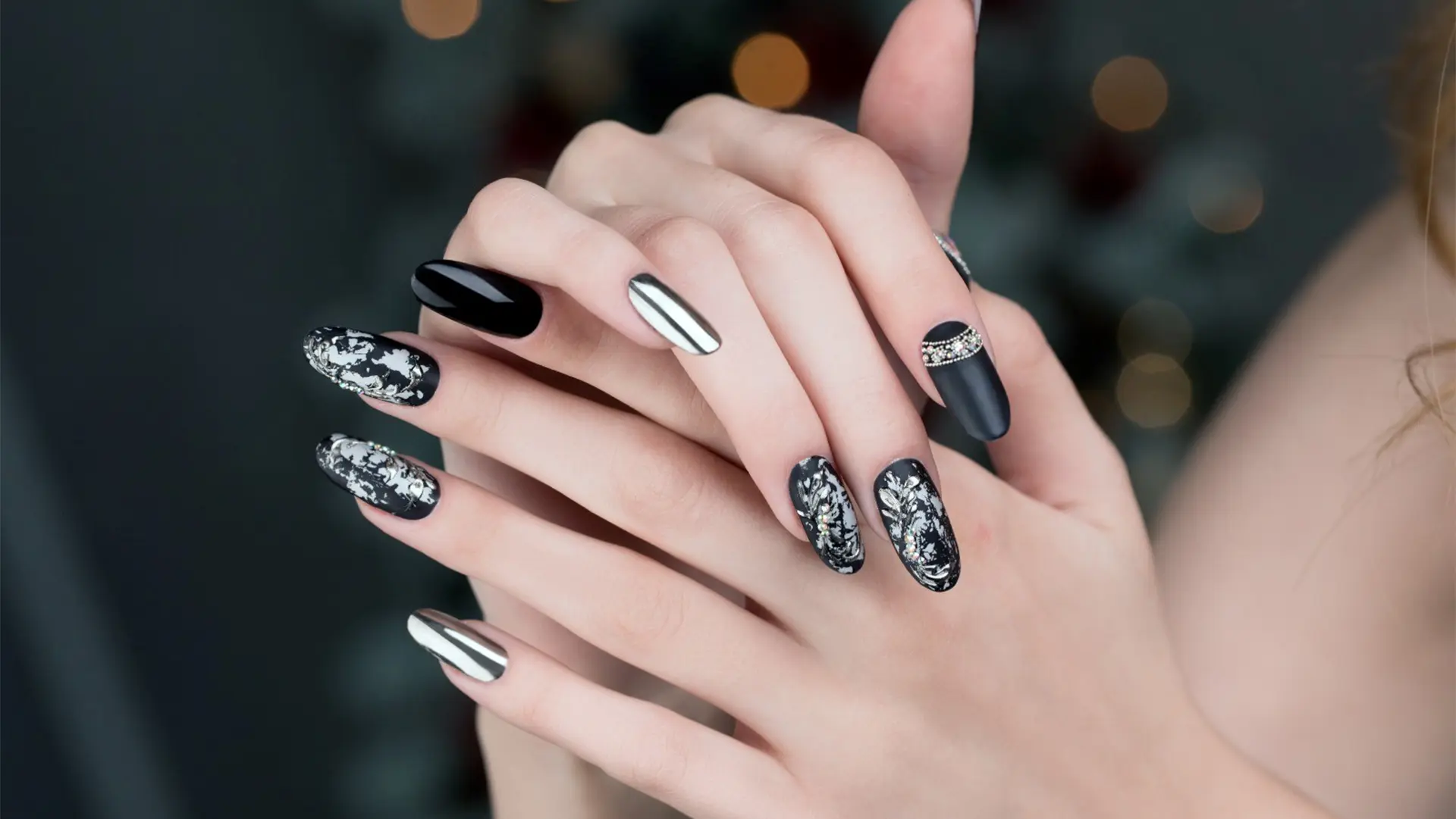 Gülbahçe Protez Tırnak